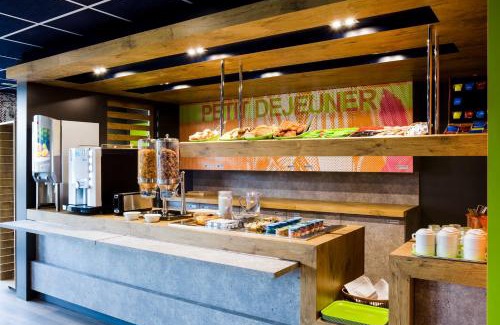 Grigny Hotel | ibis budget Grigny Centre