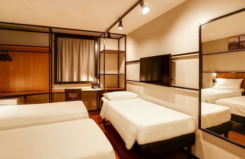 Copacabana Hotel | ibis Copacabana Posto 2 Hotel