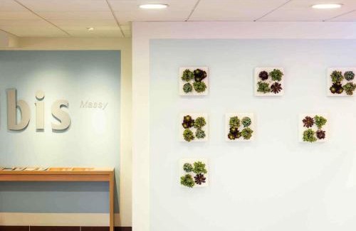Massy Hotel | ibis Massy