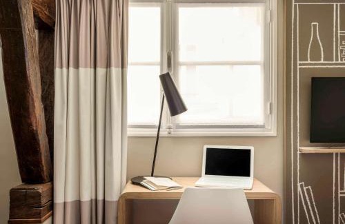 Quartier de la Folie-Mericourt Hotel | ibis Paris Avenue de la Republique