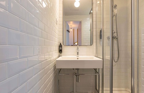 Grenelle Hotel | ibis Styles Paris Eiffel Cambronne