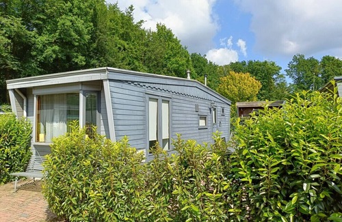 Krachtighuizen House | Ideal Chalet for Couples or Families Near the Forest