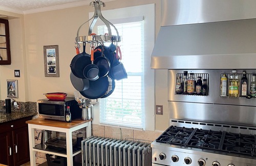 Eastport Apartment | Ideal Eastport/Annapolis Location