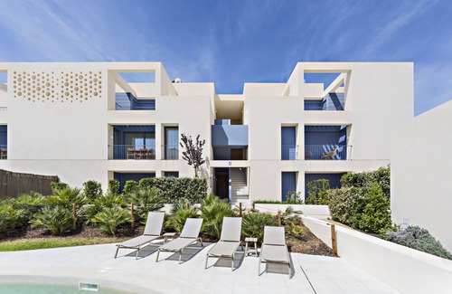 Conceicao e Cabanas de Tavira Apartment | Ideal for families w/pool view