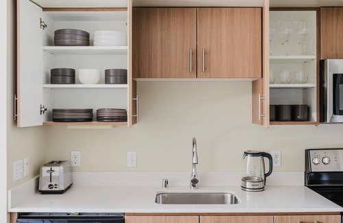 Newcastle Apartment | Ideal Newcastle 1BR w/Gym, Pool, Pet Area & W/D, by Blueground