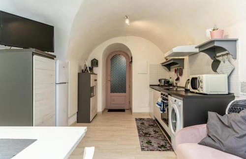 Caderzone Terme Apartment | Ideale per escursionisti, Nel cuore del parco Naturale dell'Adamello Brenta, RELAX a due passi dalle terme WI-FI-Netflix