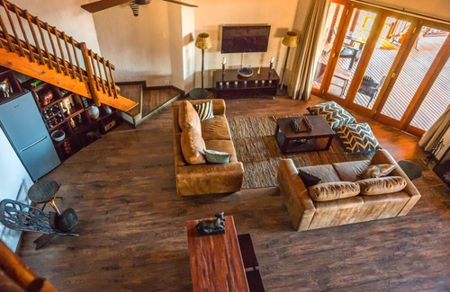 Bela-Bela House | Idwala View – Mabalingwe Game Reserve – Luxury, Self-Catering Safari Getaway