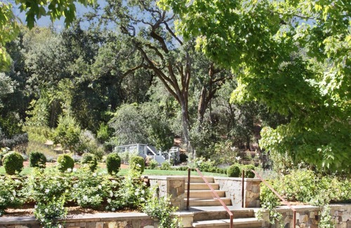 Kenwood House | Idyllic + Contemporary Sonoma Valley Retreat