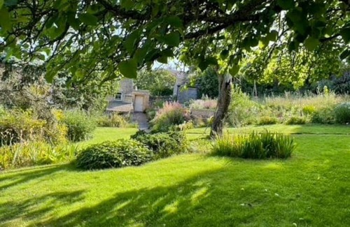 Witney Cottage | ★ Idyllic retreat -close to Blenheim, The Cotswolds & Oxford ★