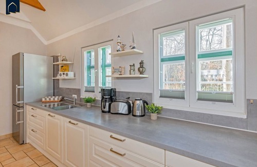 Rankwitz House | Idyllic vacation home on a large plot - lots of peace & nature