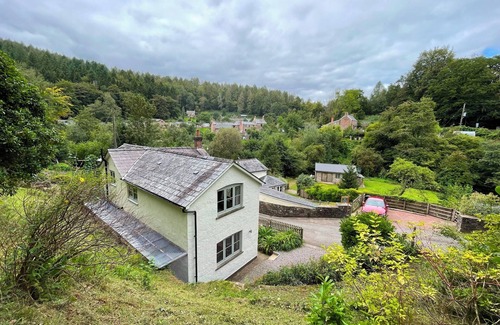 Blakeney House | Idyllic Woodland Retreat with Views - Forest of Dean