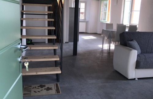Oggebbio Apartment | "Il Gatto Nero" Holiday Home with a splendid view of Lake Maggiore