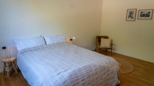 Cervognano Montenero Apartment | Il Girasole apartment with Panoramic Views