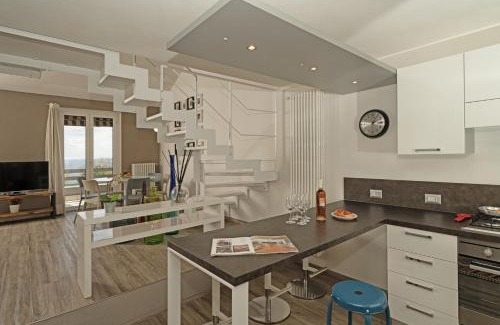 Padenghe sul Garda House | Il Melagrano A11 by Wonderful Italy
