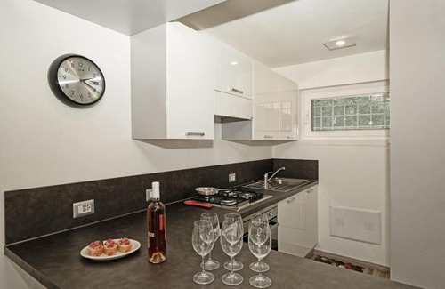 Padenghe sul Garda House | Il Melagrano A11 by Wonderful Italy