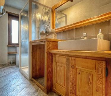 Cesana Torinese Apartment | Il nido dello Chaberton