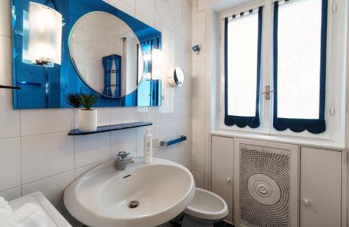 Montorfano Apartment | Il Parco - by MyHomeInComo
