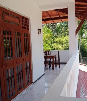 Thalaramba House | Ileesha Guest & Villa