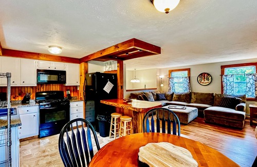 Bethel House | Immaculate All-Season Retreat with Must-See Game Room!