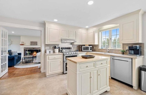 South Harwich House | Immaculate in South Harwich, Pool, Walk to Beach: 015-HD