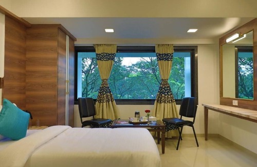 Tungarli Resort | IMPERIAL GRANDE RESORT LONAVALA