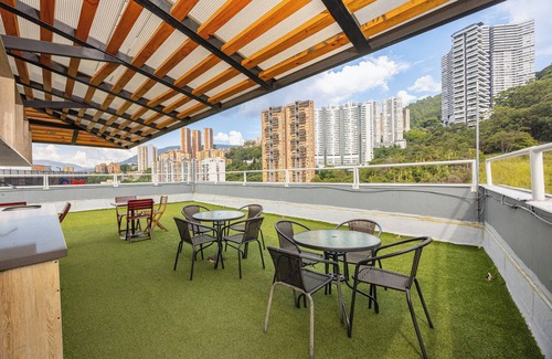 San Diego Apartment | Impressive 2BR apt with Jacuzzi & A/C in El Poblado
