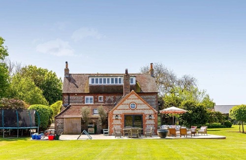Birdham House | Impressive Country Estate, sleeps 17