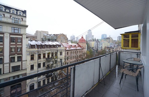 Shevchenkivs'kyi District Apartment | ππππΊπ¦ in ΠΠΈΡΠ²