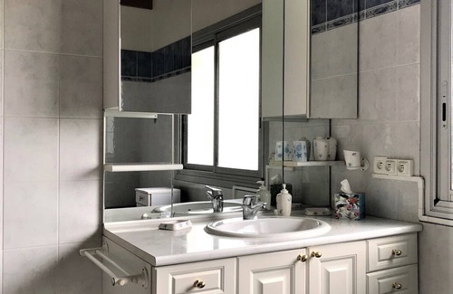 Ustaritz Villa | In between Atlantic Ocean and Pyrenees, Holiday home in Pays Basque, France