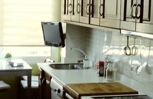 Distrito Sur Apartment | In front of the Historic Center. Large apartment. Views. Free public street parking.