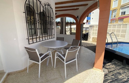 Oliva Ski Chalet | In front of the sea. Rosales (NR). Luxury Villa with aa, wifi and swimming pool