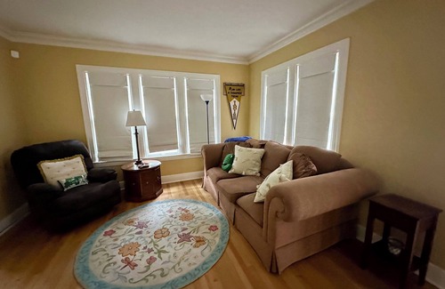 Harters Heights House | In Harter Heights, it’s a quick walk to Notre Dame, with WiFi, AC, nice kitchen!