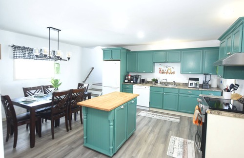 Inner Harbour House | In Heart of Kingston Pool Home