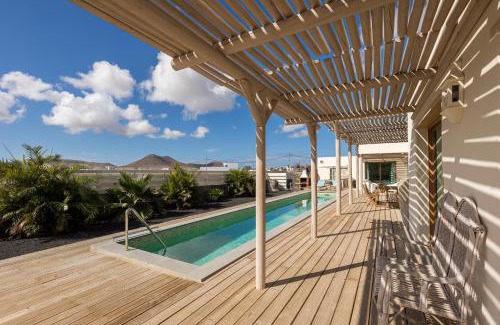 Lajares Villa | In Lajares Villa Take a swim in our 15m long pool