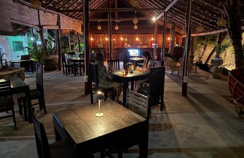 Tangalle Hotel | IN Lanka Hotel and Restaurant