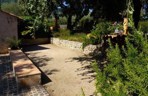 Le Tignet House | In Mas, 1 Studio 2 persons + room 2 persons, with additional costs