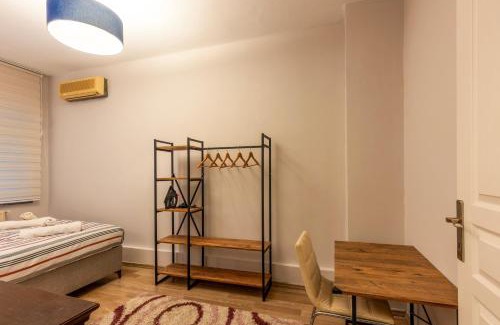 Cihangir Apartment | In the center of Taksim and Galataport 2 Bedrooms and 1 Living Room in Apartment