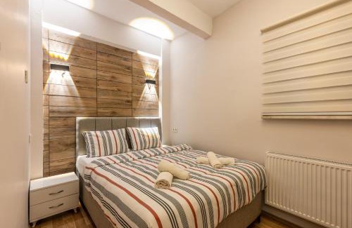 Cihangir Apartment | In the center of Taksim and Galataport 2 Bedrooms and 1 Living Room in Apartment