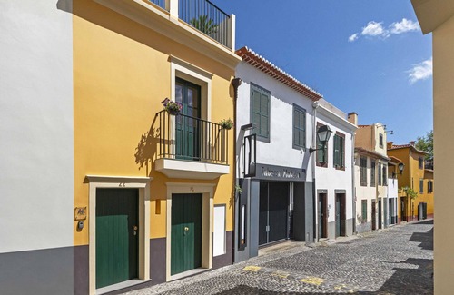 Old Town House | In the Funchal Old Town, Near Beach - Casa Caetano
