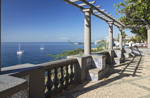 Old Town House | In the Funchal Old Town, Near Beach - Casa Caetano