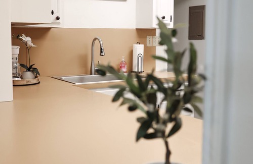 Hobbs House | In the Heart of Hobbs!