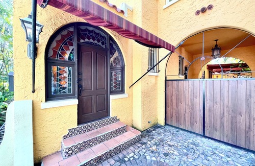 Buena Vista House | In the heart of the Miami Design District