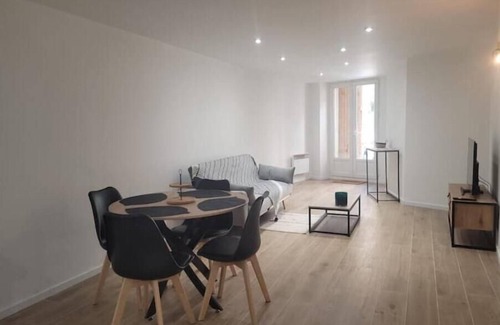 Malaucene Apartment | in the heart of the village