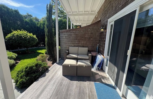 Edgartown Condo | IN TOWN! Charming 1-bedroom condo in downtown Edgartown