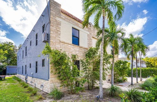 East Little Havana Apartment | Incredible Apt near downtown Miami