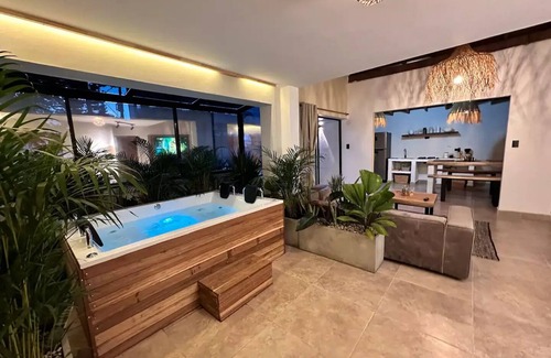 Lalinde House | Increible Casa con Jacuzzi en Poblado-lleras