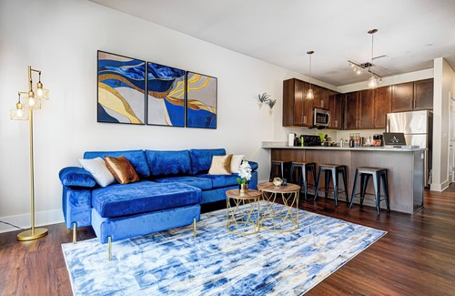 Indianapolis Condo | Indianapolis Near Northside with Fast Wi-Fi/Workstation