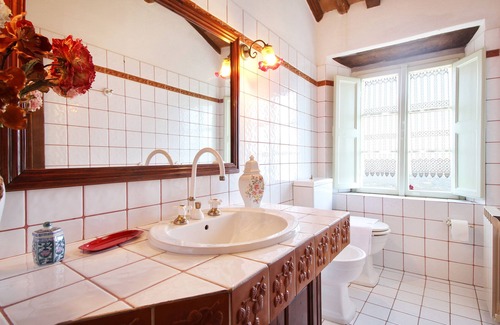 Petrognano Villa | Indipendent villa with private pool and garden