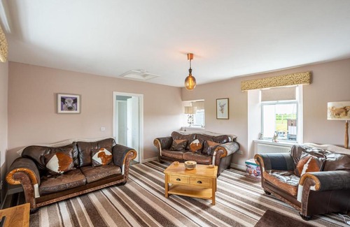 Kirkcudbright House | Ingleston Farm Cottages No 2