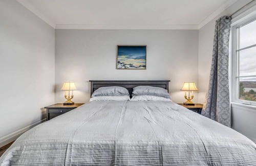 Boischatel Apartment | Initial Feng Shui Vue Fleuve